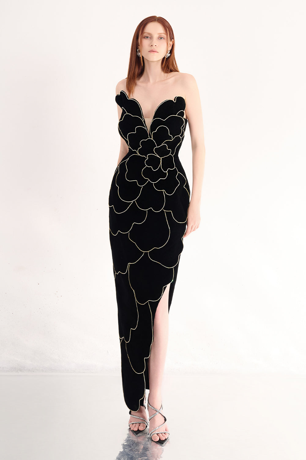 Baylor Pegged Sweetheart Neck Velvet Maxi Dress