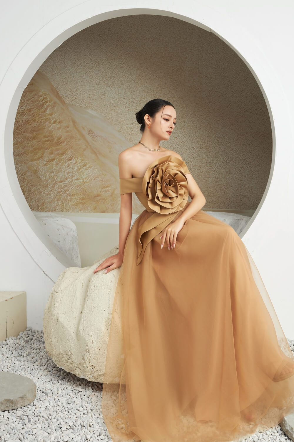Blunt Off-Shoulder Dress 