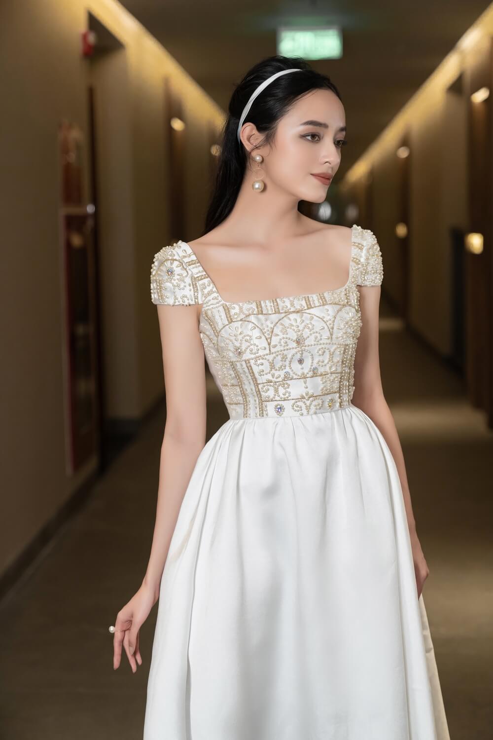 Lillian Square Neck Dress 