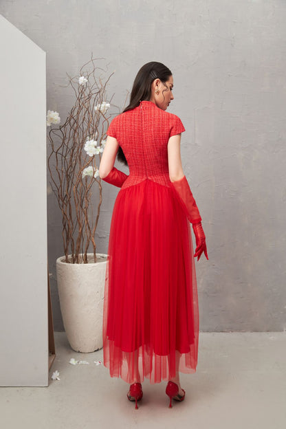 Nomi V-Neck Midi Dress 