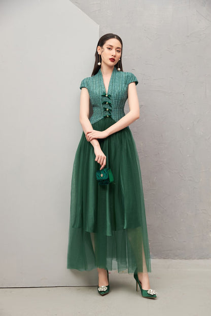 Nomi V-Neck Midi Dress 